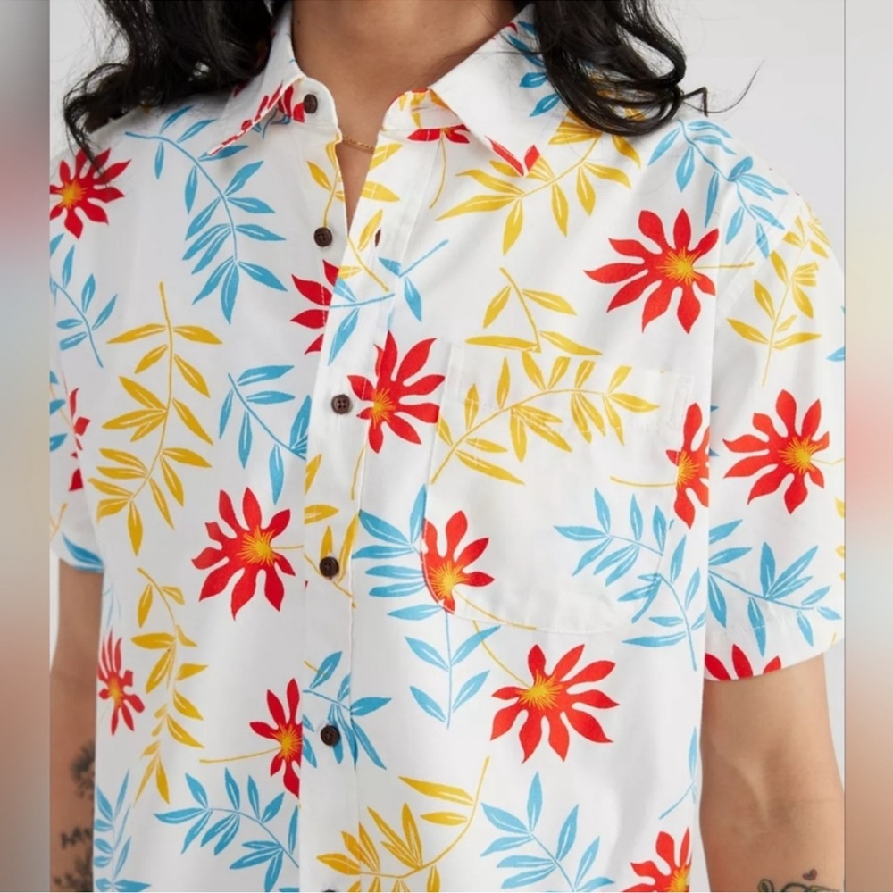 Katin UO Exclusive Rockaway Patterned Short Sleeve Shirt Blue Red Gold XL